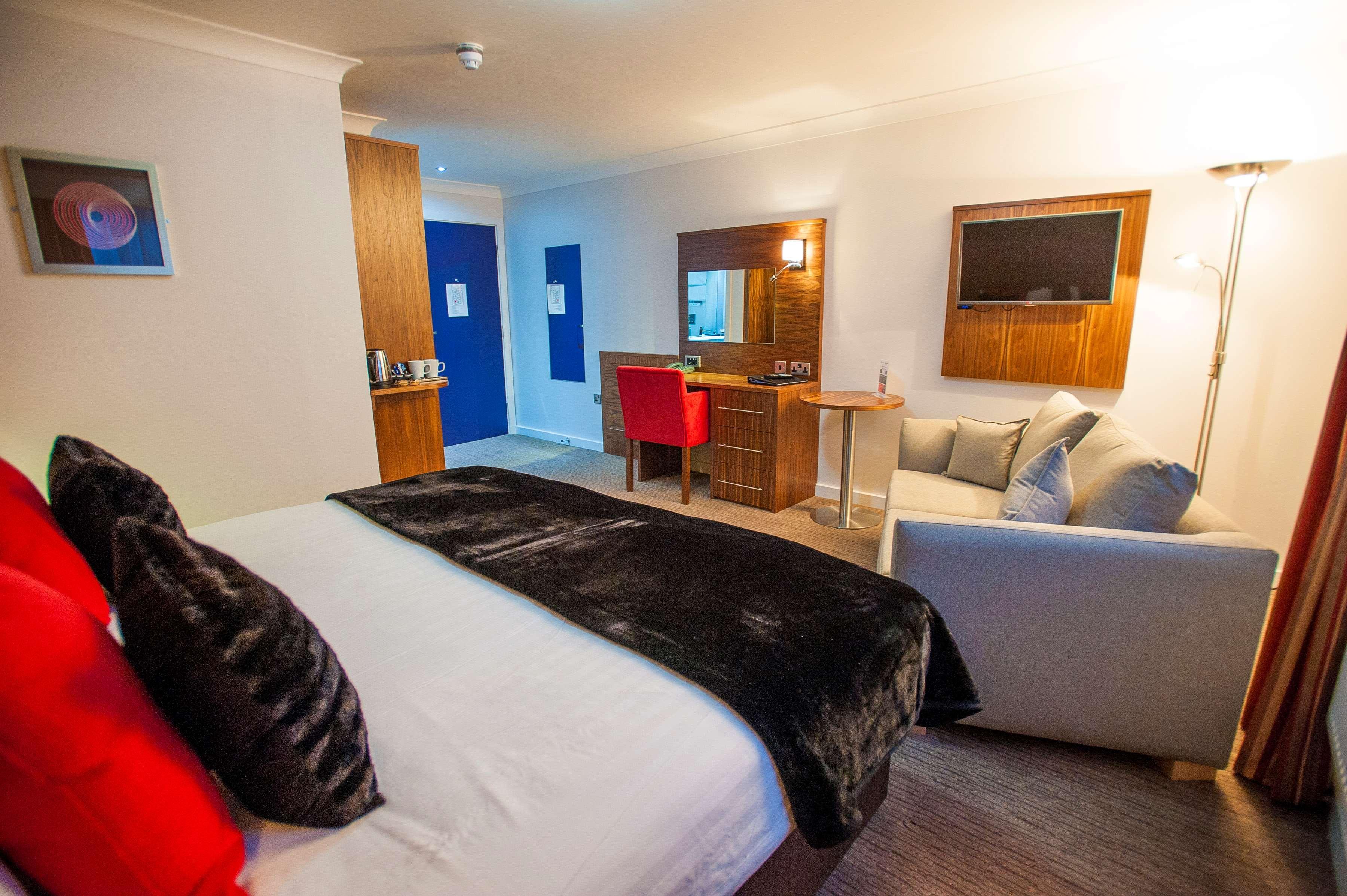 Best Western Plus Lancashire Manor Hotel Skelmersdale Eksteriør billede